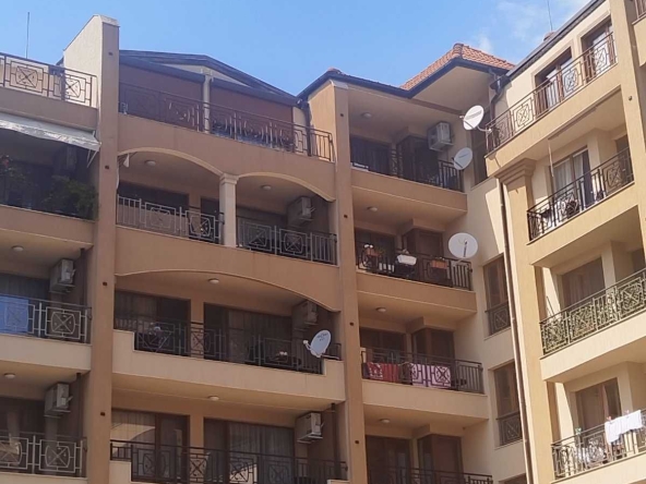 Дава се под наем Двустаен апартамент в Кнежа - 60 кв.м за 400 € - Снимка #1