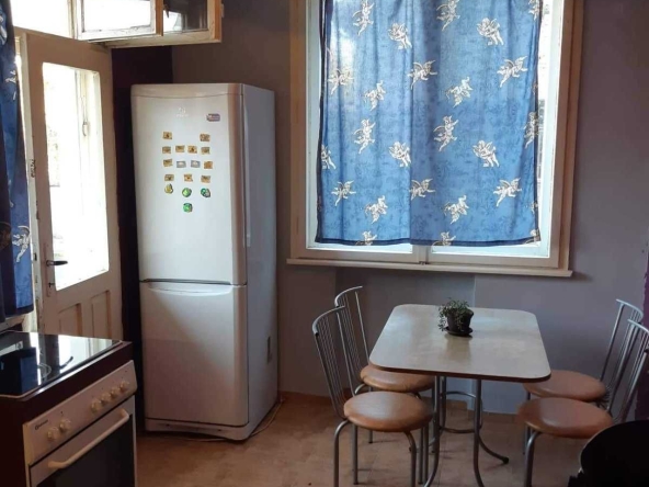 Двустаен апартамент в София, Лозенец - 70 кв.м за 2222 €/кв.м - Снимка #1