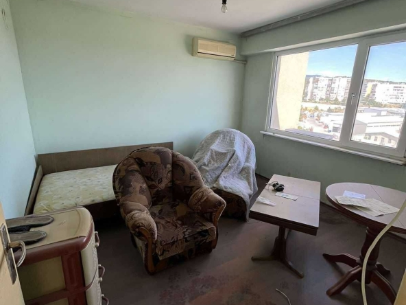 Двустаен апартамент в Казанлък - 64 кв.м за 821 €/кв.м - Снимка #1