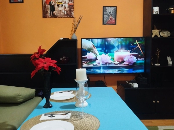 Дава се под наем Двустаен апартамент в Стара Загора, Център - 65 кв.м за 255 € - Снимка #1