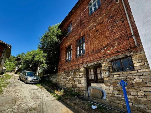 Къща в с. Шипково, Област Ловеч - 86 кв.м за 356 €/кв.м - Снимка #1