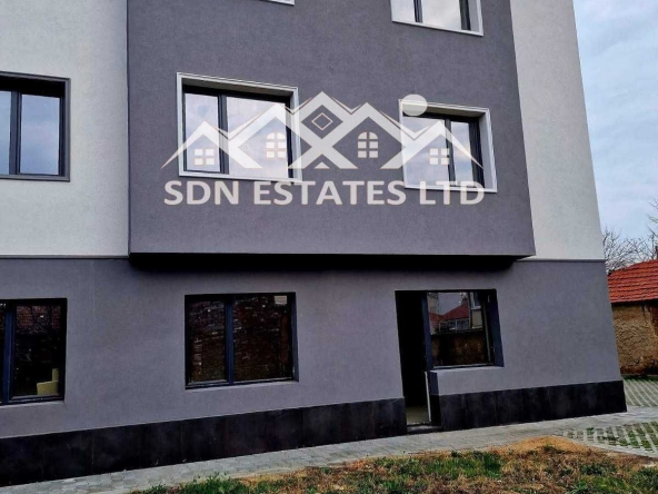 Тристаен апартамент в Казанлък - 78 кв.м за 1539 €/кв.м - Снимка #1