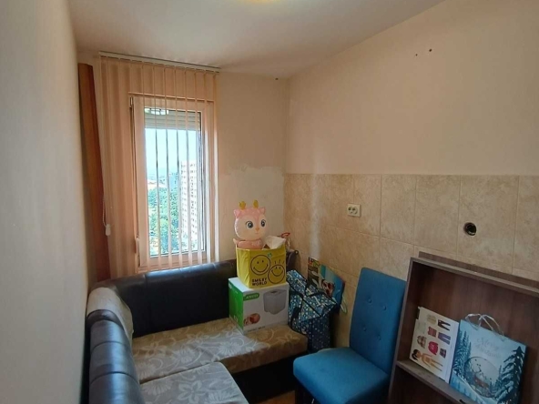 Тристаен апартамент в Бургас, Славейков - 65 кв.м за 2057 €/кв.м - Снимка #1