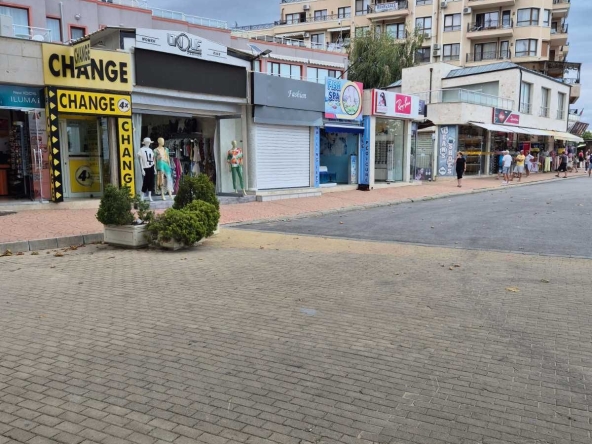 Магазин в к.к. Златни пясъци - 45 кв.м за 267 €/кв.м - Снимка #1