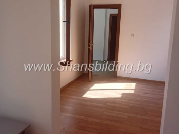 Дава се под наем Офис в Пловдив, Център - 55 кв.м за 280.5 € - Снимка #1