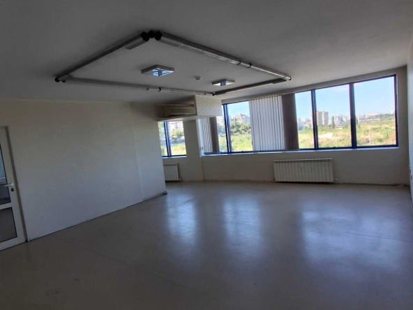 Дава се под наем Офис в София, Център - 120 кв.м за 1200 € - Снимка #1