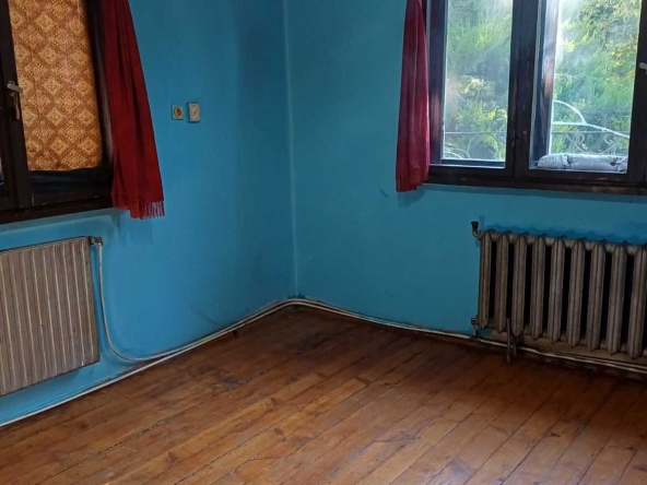 Дава се под наем Двустаен апартамент в Плевен, Идеален център - 60 кв.м за 153 € - Снимка #1