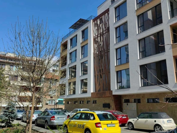 Дава се под наем Двустаен апартамент в Бургас, Възраждане - 58 кв.м за 650 € - Снимка #1