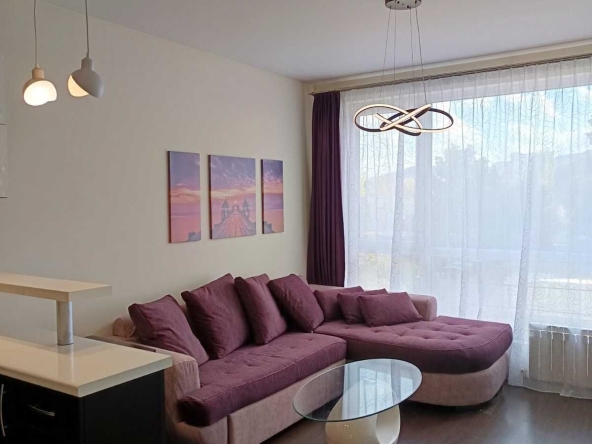 Дава се под наем Двустаен апартамент в София, Студентски град - 60 кв.м за 765 € - Снимка #1