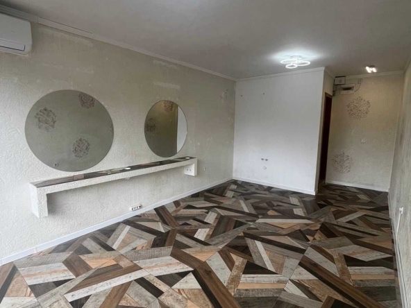 Дава се под наем  в София, Център -  кв.м за 409 € - Снимка #1