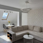 Тристаен апартамент в Пловдив, Кючук Париж - 97 кв.м за 2135 €/кв.м - Снимка #1