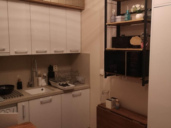 Дава се под наем Едностаен апартамент в Бургас, Зорница - 40 кв.м за 510 € - Снимка #1