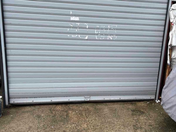 Гараж / Паркомясто в Кърджали, Център - 19 кв.м за 80 €/кв.м - Снимка #1