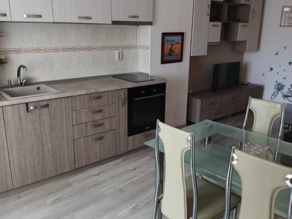 Дава се под наем Двустаен апартамент в Пловдив, Център - 59 кв.м за 357 € - Снимка #1