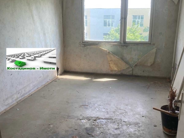 Двустаен апартамент в Пловдив, Христо Смирненски - 65 кв.м за 1224 €/кв.м - Снимка #1