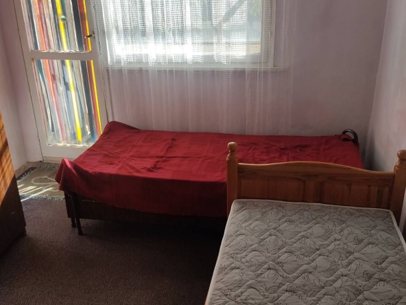 Дава се под наем Тристаен апартамент в Благоевград, Запад - 86 кв.м за 204 € - Снимка #1