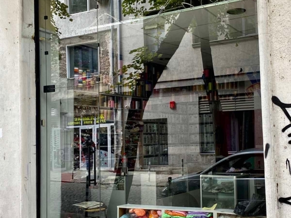 Магазин в София, Център - 82 кв.м за 2196 €/кв.м - Снимка #1