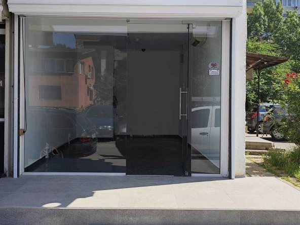 Дава се под наем Магазин в София, Модерно предградие - 22 кв.м за 300 € - Снимка #1