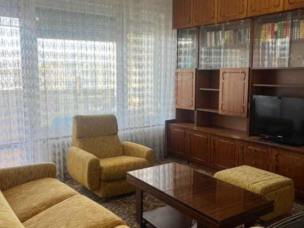Двустаен апартамент в Пловдив, Център - 55 кв.м за 1528 €/кв.м - Снимка #1