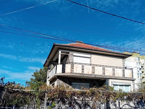 Къща в Раднево - 120 кв.м за 672 €/кв.м - Снимка #1