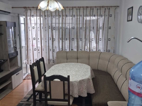 Дава се под наем Тристаен апартамент в Варна, Владислав Варненчик - 64 кв.м за 382.5 € - Снимка #1