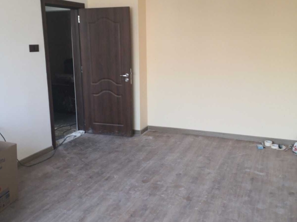 Тристаен апартамент в Велико Търново, Център - 78 кв.м за 1731 €/кв.м - Снимка #1