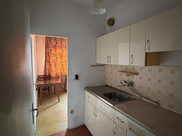 Двустаен апартамент в Пловдив, Кършияка - 47 кв.м за 1639 €/кв.м - Снимка #1