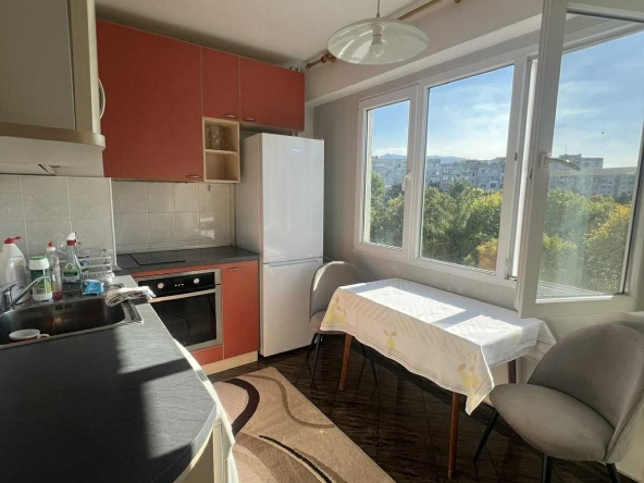 Дава се под наем Двустаен апартамент в София, Зона Б-18 - 66 кв.м за 520 € - Снимка #1