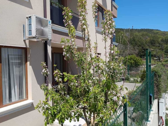 Дава се под наем Двустаен апартамент в Варна, Виница - 68 кв.м за 450 € - Снимка #1