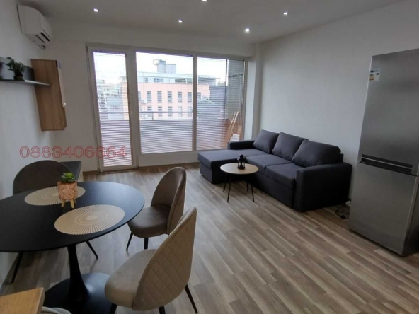 Дава се под наем Двустаен апартамент в Стара Загора, Център - 65 кв.м за 382.5 € - Снимка #1