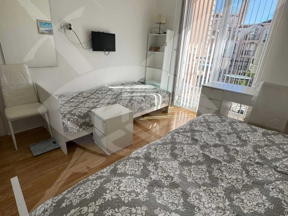Двустаен апартамент в к.к. Слънчев бряг - 52 кв.м за 1993 €/кв.м - Снимка #1