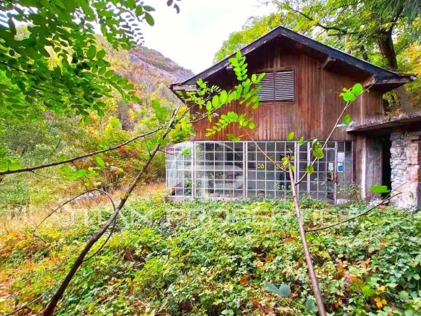 Къща в с. Хвойна, Област Смолян - 150 кв.м за 307 €/кв.м - Снимка #1