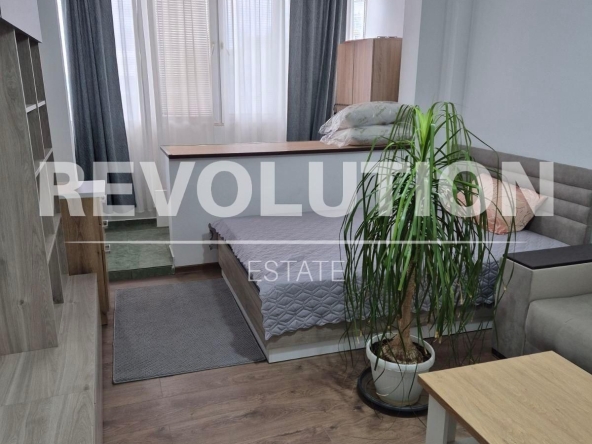 Дава се под наем Едностаен апартамент в Варна, Владислав Варненчик - 54 кв.м за 350 € - Снимка #1