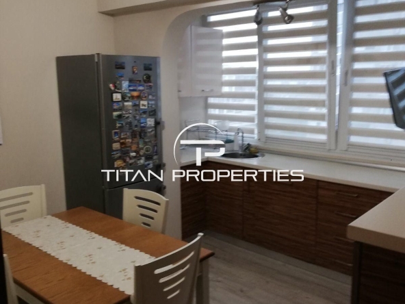 Тристаен апартамент в Бургас, Изгрев - 90 кв.м за 2356 €/кв.м - Снимка #1