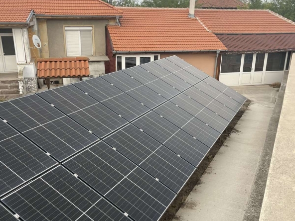 Къща в с. Скобелево, Област Хасково - 200 кв.м за 510 €/кв.м - Снимка #1