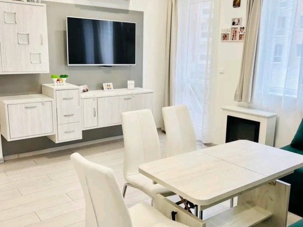 Дава се под наем Двустаен апартамент в Пловдив, Христо Смирненски - 50 кв.м за 408 € - Снимка #1