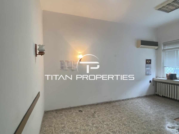 Дава се под наем Офис в Бургас, Възраждане - 20 кв.м за 122.4 € - Снимка #1