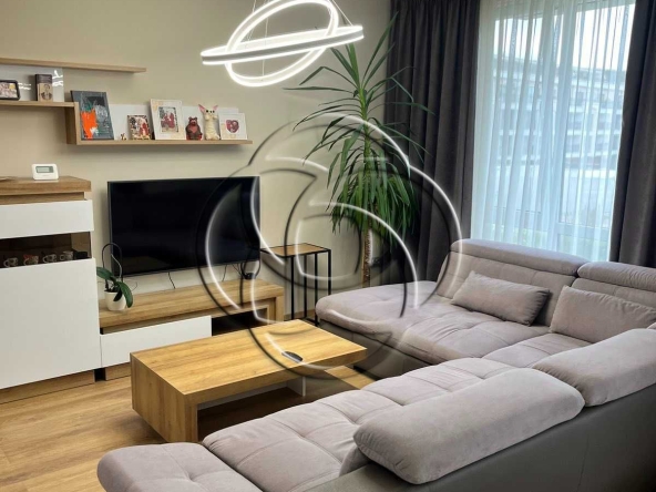 Дава се под наем Тристаен апартамент в София, Витоша - 98 кв.м за 900 € - Снимка #1