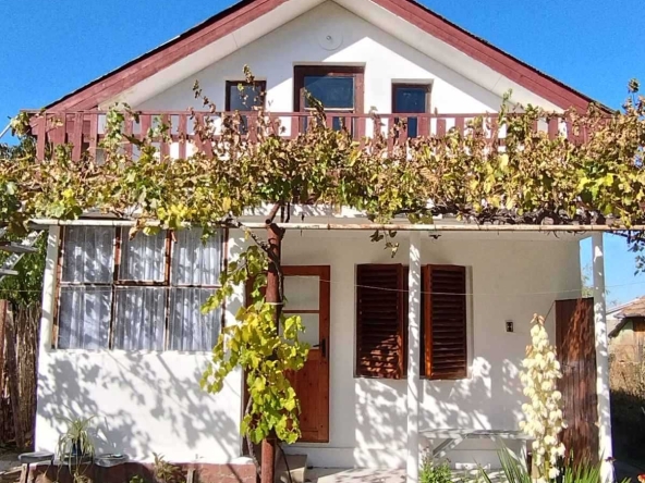 Къща в Търговище, Вилна зона - 55 кв.м за 6955 €/кв.м - Снимка #1