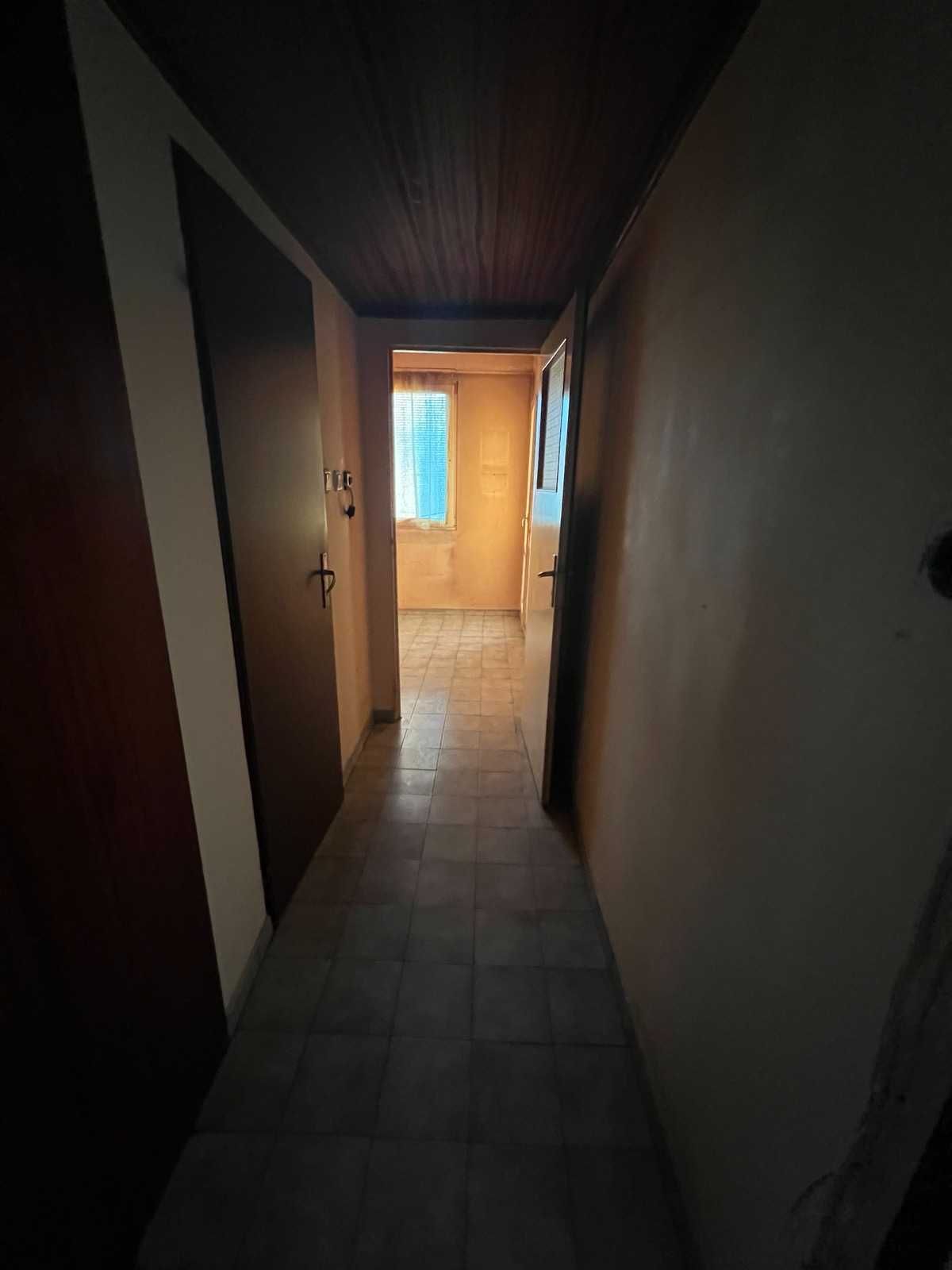 Тристаен апартамент в София, Модерно предградие - 84 кв.м за 2024 €/кв.м - Снимка #1