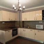 Дава се под наем Двустаен апартамент в Варна, Бриз - 70 кв.м за 400 € - Снимка #1