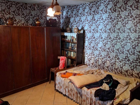 Къща в София, Модерно предградие - 50 кв.м за 1600 €/кв.м - Снимка #1