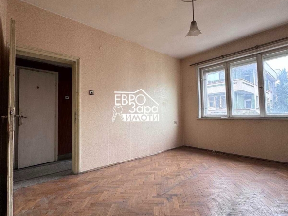 Тристаен апартамент в Стара Загора, Център - 62 кв.м за 1484 €/кв.м - Снимка #1