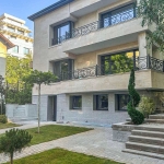 Дава се под наем Къща в София, Лозенец - 360 кв.м за 10000 € - Снимка #1