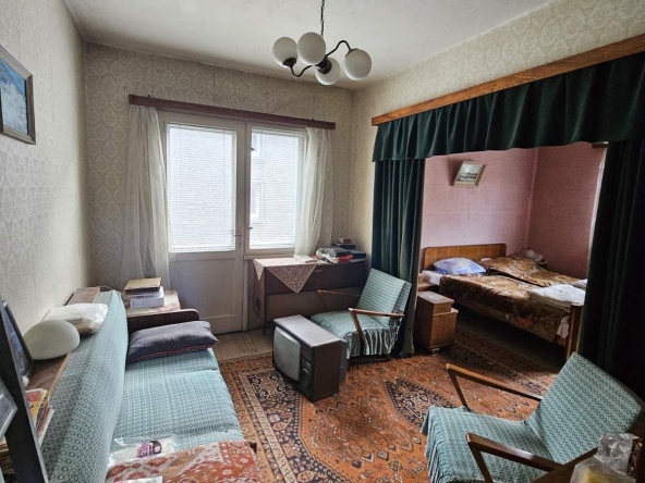 Къща в София, Хаджи Димитър - 170 кв.м за 3821 €/кв.м - Снимка #1