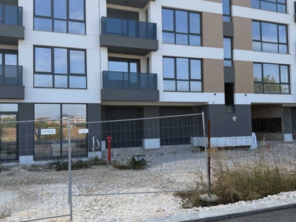 Двустаен апартамент в Пловдив, Остромила - 72 кв.м за 1334 €/кв.м - Снимка #1