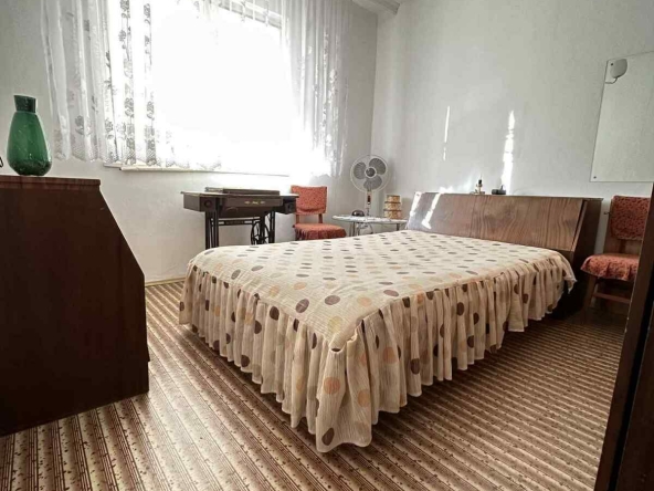 Тристаен апартамент в Пловдив, Каменица 2 - 93 кв.м за 1662 €/кв.м - Снимка #1