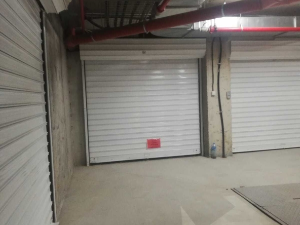 Дава се под наем Гараж / Паркомясто в Пловдив, Тракия - 18 кв.м за 81.6 € - Снимка #1