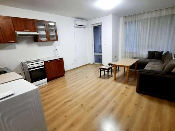 Дава се под наем Тристаен апартамент в Варна, Аспарухово - 76 кв.м за 409 € - Снимка #1