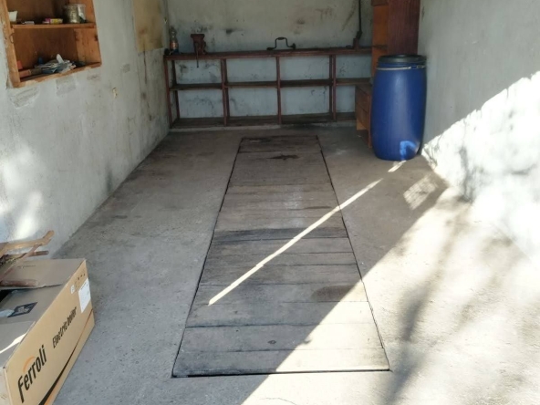 Гараж / Паркомясто в Габрово, Трендафил 1 - 20 кв.м за 765 €/кв.м - Снимка #1